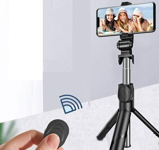 Xt-02 Selfie Stick With Remote Control Bluetooth Button