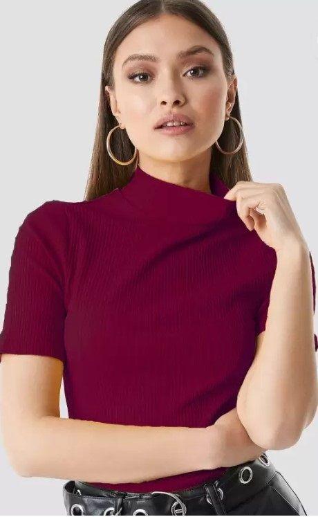 Women's Lycra Solid High Neck Fitted Crop Top