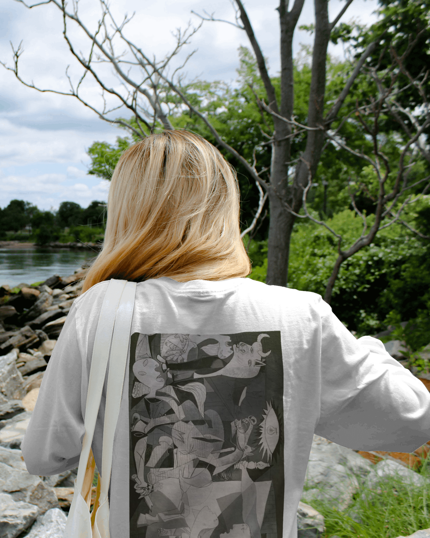 Guernica by Artist Pablo Picasso Oversized T shirt for women