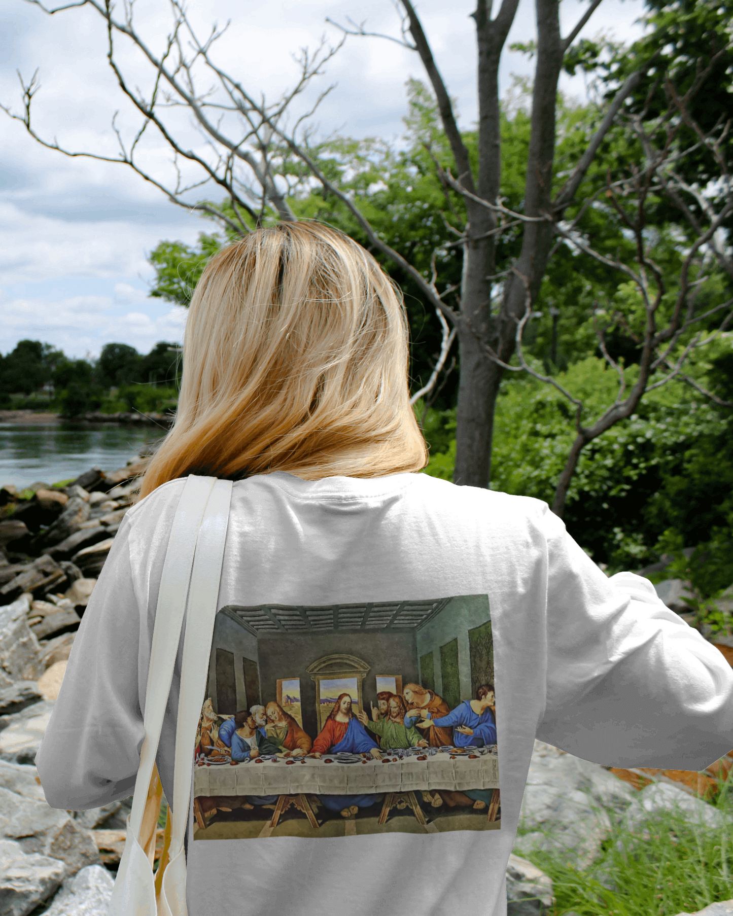 The Last Supper by Artist Leonardo da Vinci oversized tshirt for women